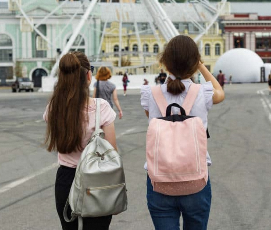 Can You Bring a Backpack into Disneyland? Know the Park Rules!