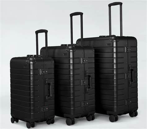 zipperless luggage