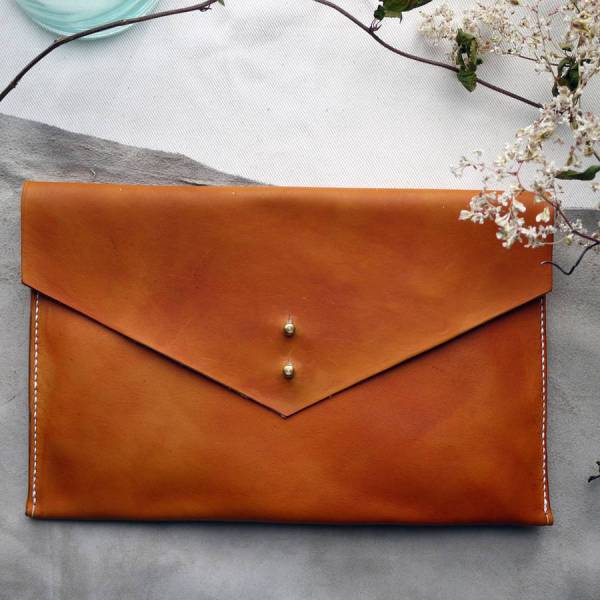 envelope clutch bag