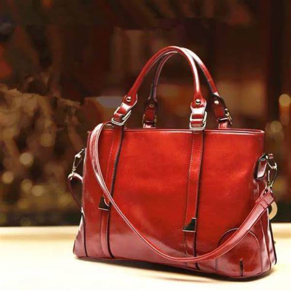 popular handbag brands